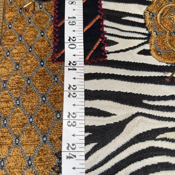 Vintage statement piece Button-Up Jacket with Floral  Zebra Pattern. Artsy Boho - Picture 15 of 15